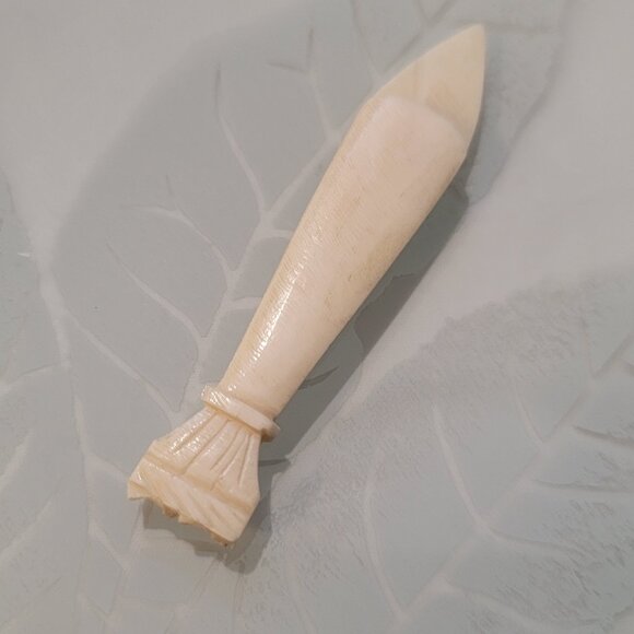 Vintage Artistic  Hand-Carved Letter Opener - Picture 4 of 5
